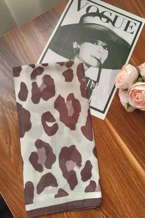 طرح قهوه ای