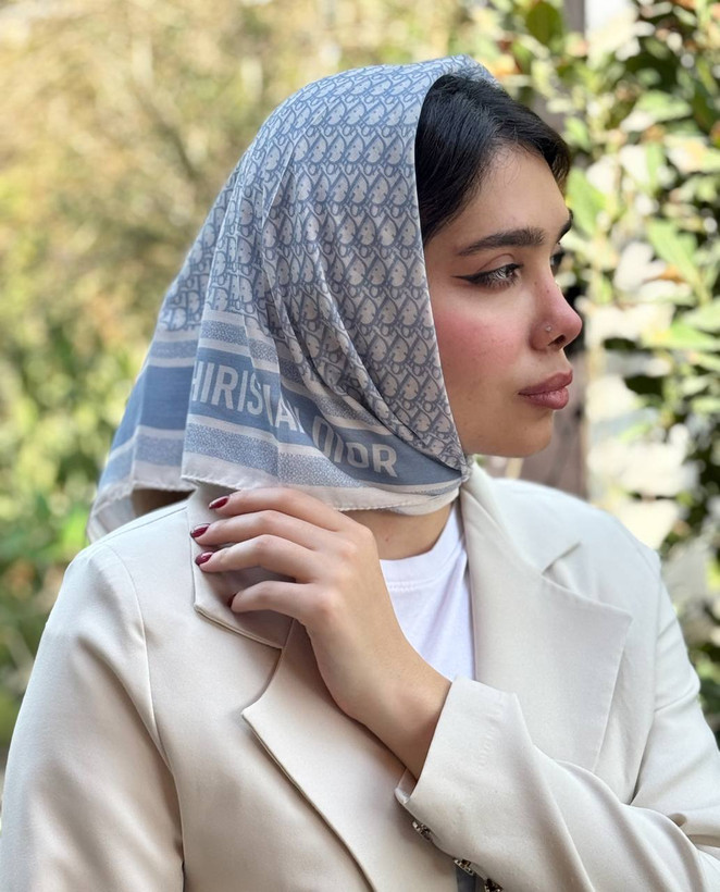 آبی کمرنگ