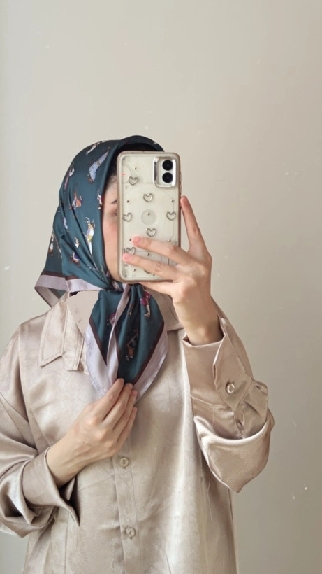 مینی اسکارف ابریشم ساتن